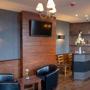 Eagle Hotel Luton Airport